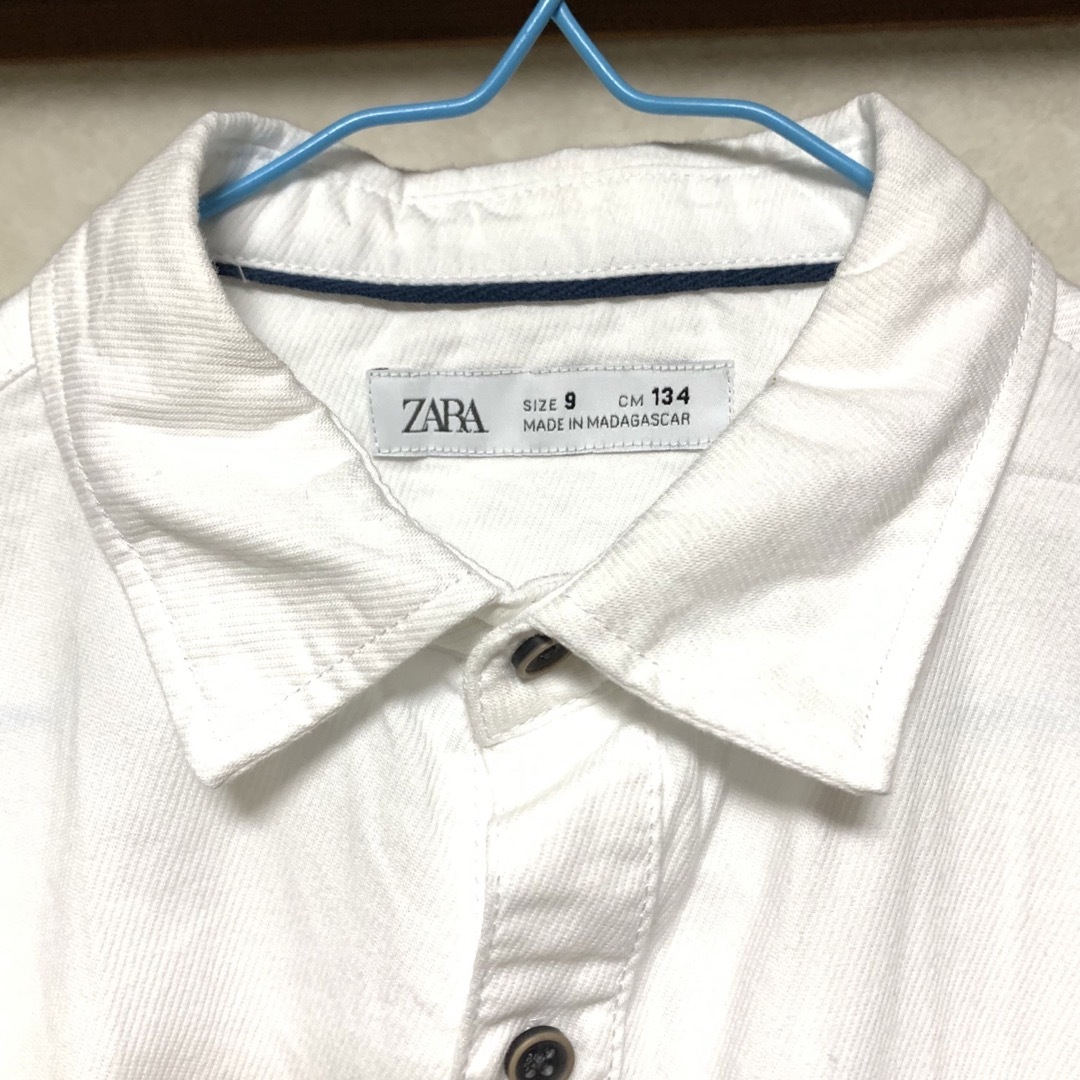 ZARA(ザラ)のザラ 長袖シャツ 134cm ホワイト ブラウス ZARA キッズ/ベビー/マタニティのキッズ服女の子用(90cm~)(ブラウス)の商品写真