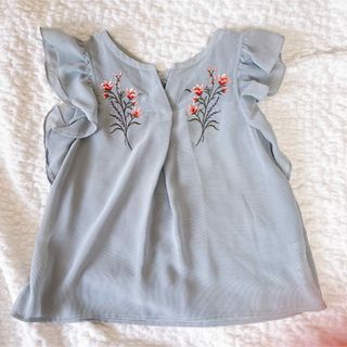 ジルバイジルスチュアート(JILL by JILLSTUART)の[美品] JILLSTUART 花柄フリルトップス(シャツ/ブラウス(半袖/袖なし))