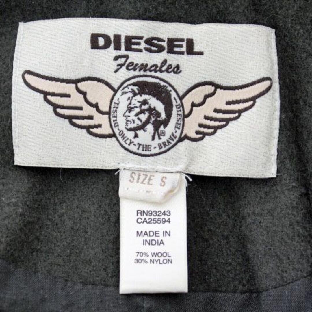 AGATHA(アガタ)のディーゼル DIESEL コート レディース カーキ S 中古 レディースのジャケット/アウター(ロングコート)の商品写真