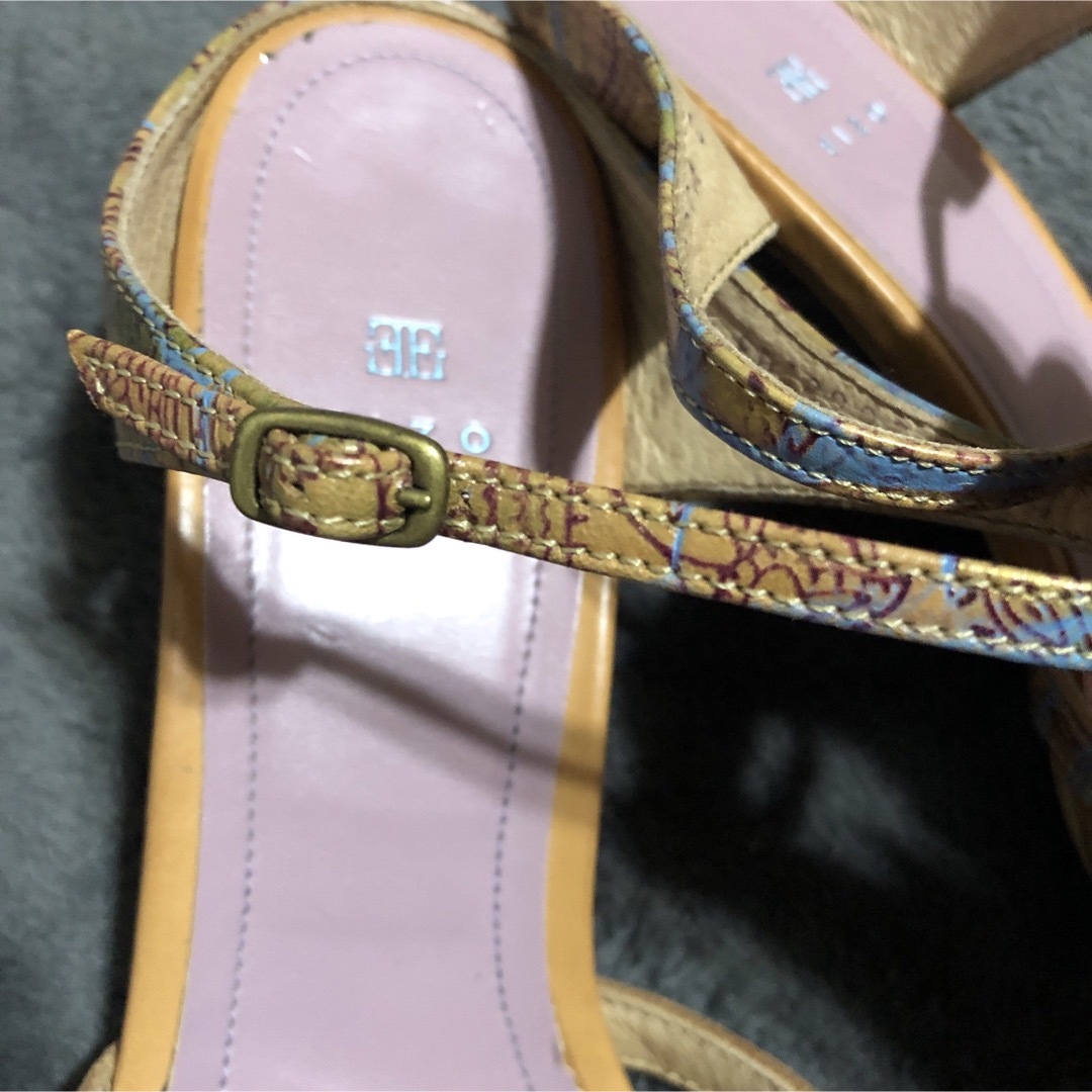 EIZO(エイゾー)の美品エイゾー　一品限り　総柄パンプス　本革 レディースの靴/シューズ(ハイヒール/パンプス)の商品写真