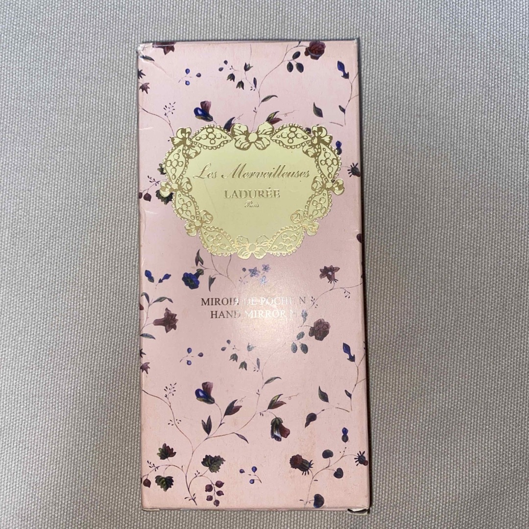 LADUREE(ラデュレ)の【送料無料】ラデュレ ハンドミラー    レ・メルヴェイユーズ ラデュレ レディースのファッション小物(ミラー)の商品写真