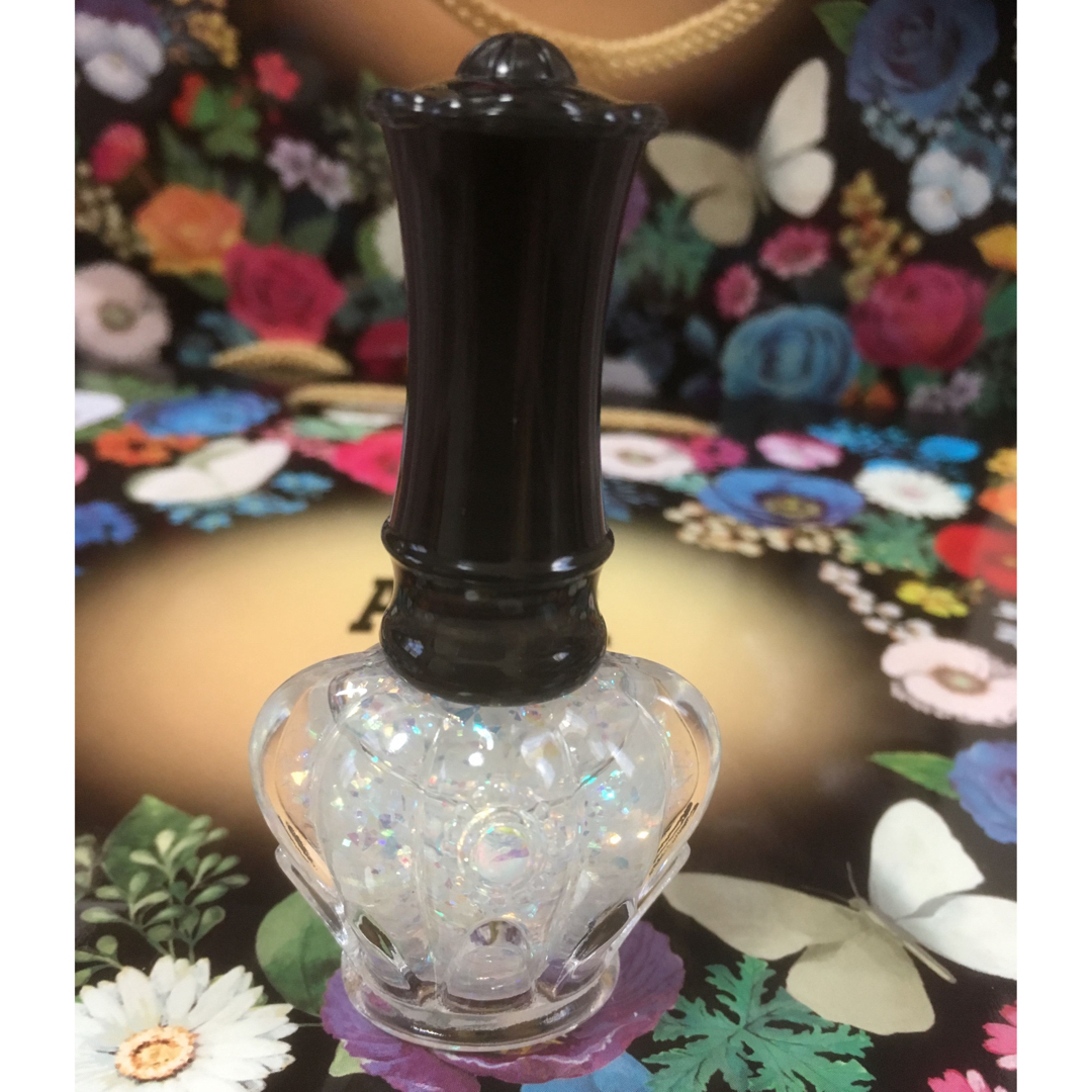 ANNA SUI(アナスイ)のアナスイ新品ネイルカラーA  G012 コスメ/美容のネイル(マニキュア)の商品写真