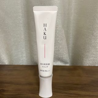 ハク(HAKU（SHISEIDO）)の《じょーぃ　様専用》HAKU 薬用美白美容液ファンデーションオークル20(ファンデーション)