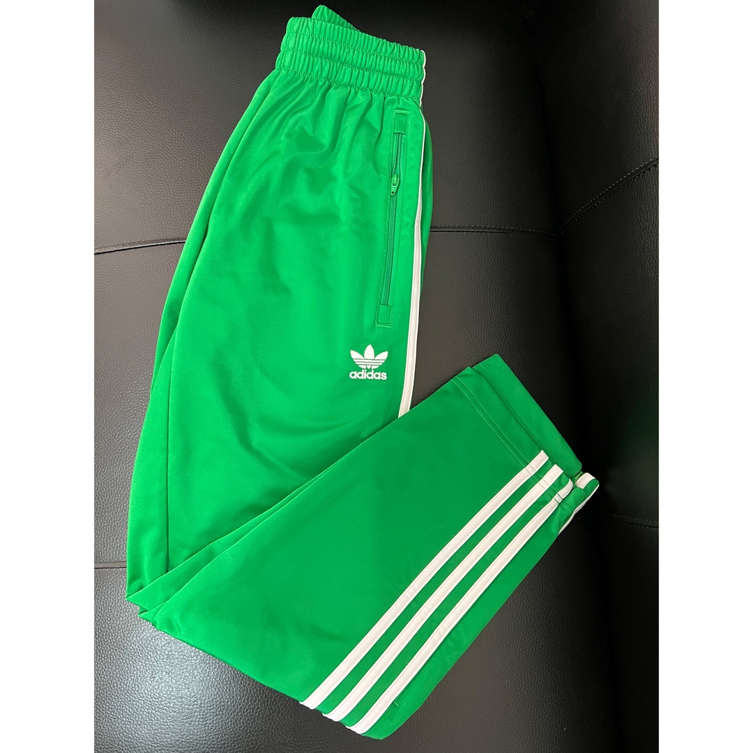 adidas originals ジャージ　緑