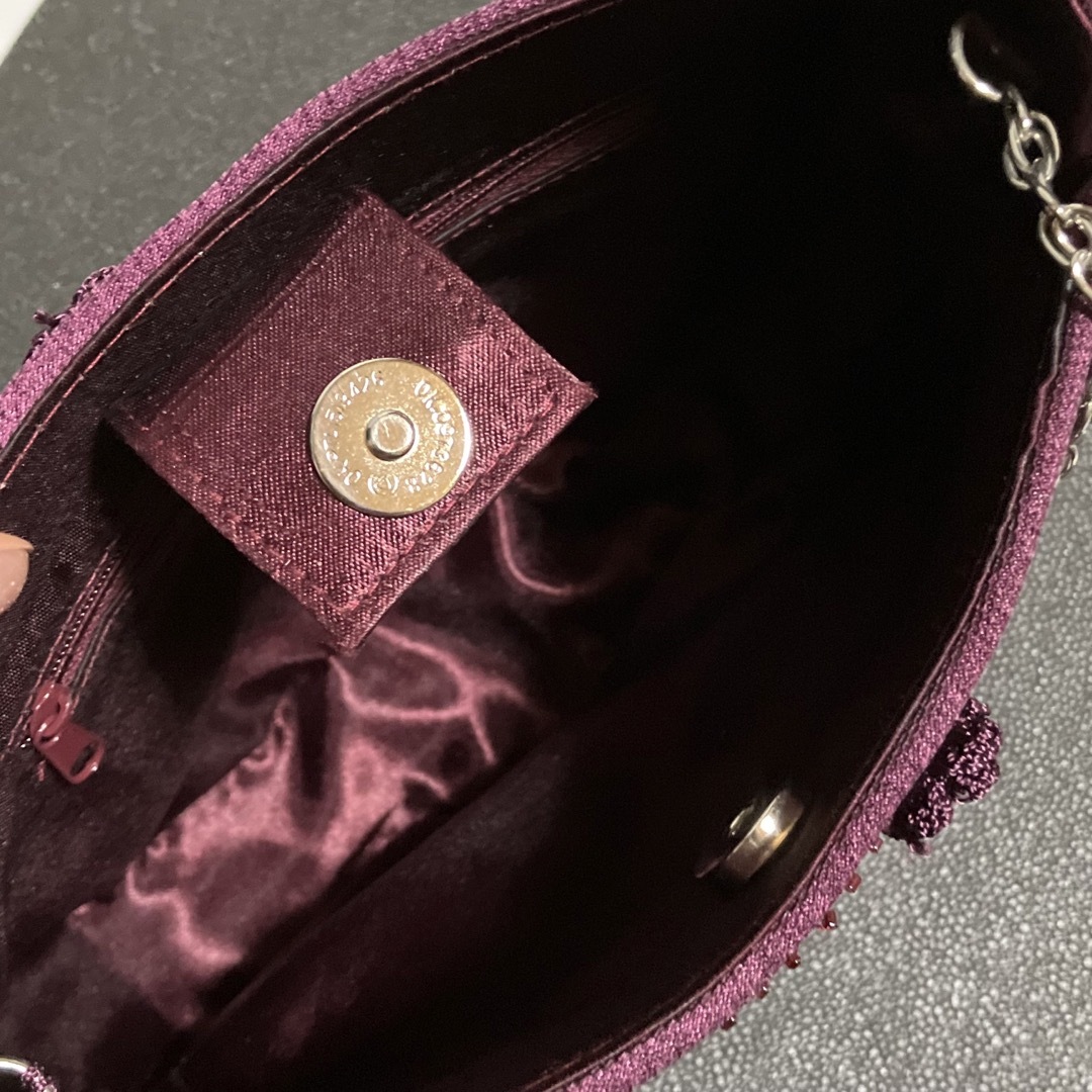 kumikyoku（組曲）(クミキョク)の美品 KUMIKYOKU 組曲 フリンジ チェーン ハンドバッグ 紫 レディースのバッグ(ハンドバッグ)の商品写真