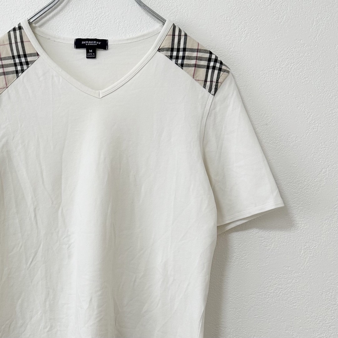 BURBERRY(バーバリー)のBURBERRY/バーバリー★Vネック★Tシャツ★ノバチェック★オフホワイト★M レディースのトップス(Tシャツ(半袖/袖なし))の商品写真