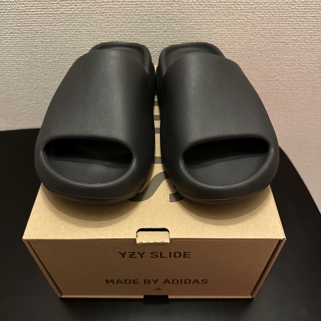 adidas アディダス　yeezy slide 26.5cm