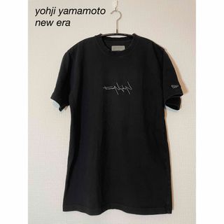 ヨウジヤマモト(Yohji Yamamoto)のヨウジヤマモト　ニューエラ ロゴtシャツ(Tシャツ/カットソー(半袖/袖なし))