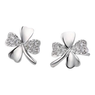 四葉のクローバー　ピアス　シルバー【両耳セット】(ピアス)