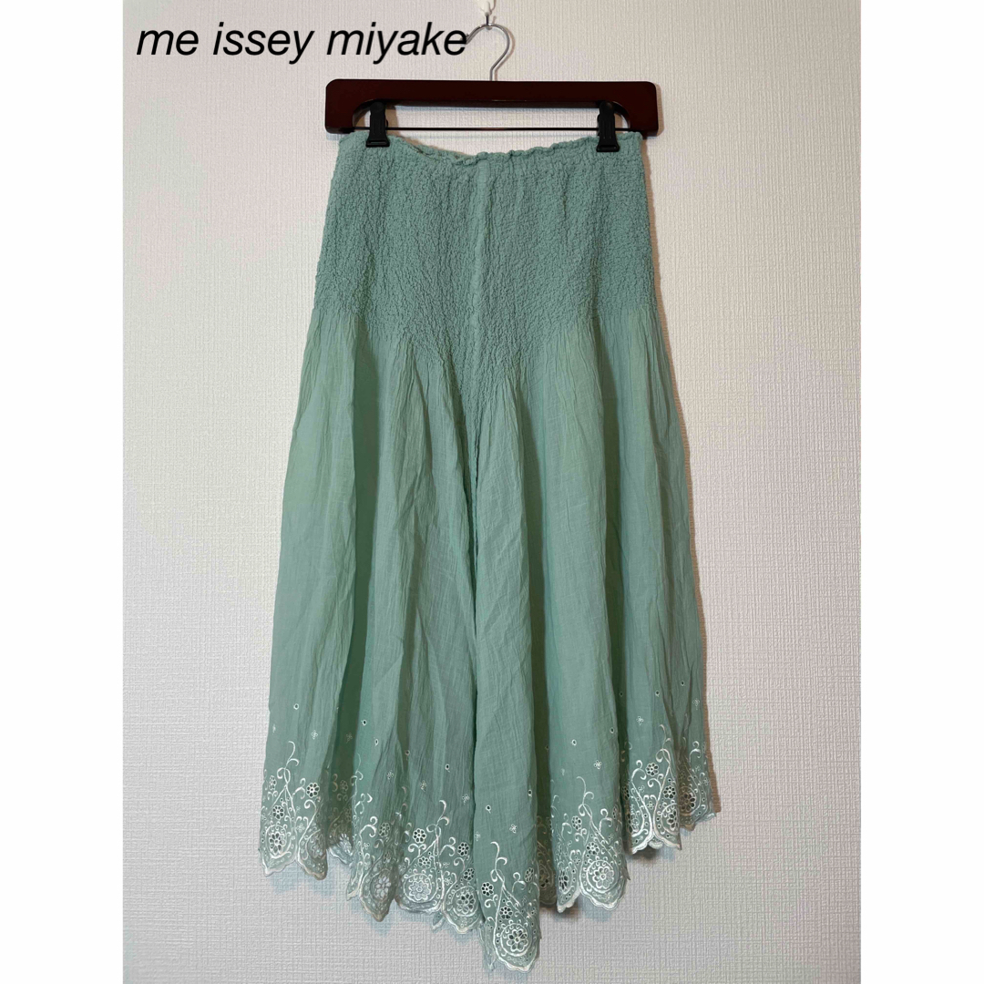 me issey miyake 裾刺繍 スカート | フリマアプリ ラクマ