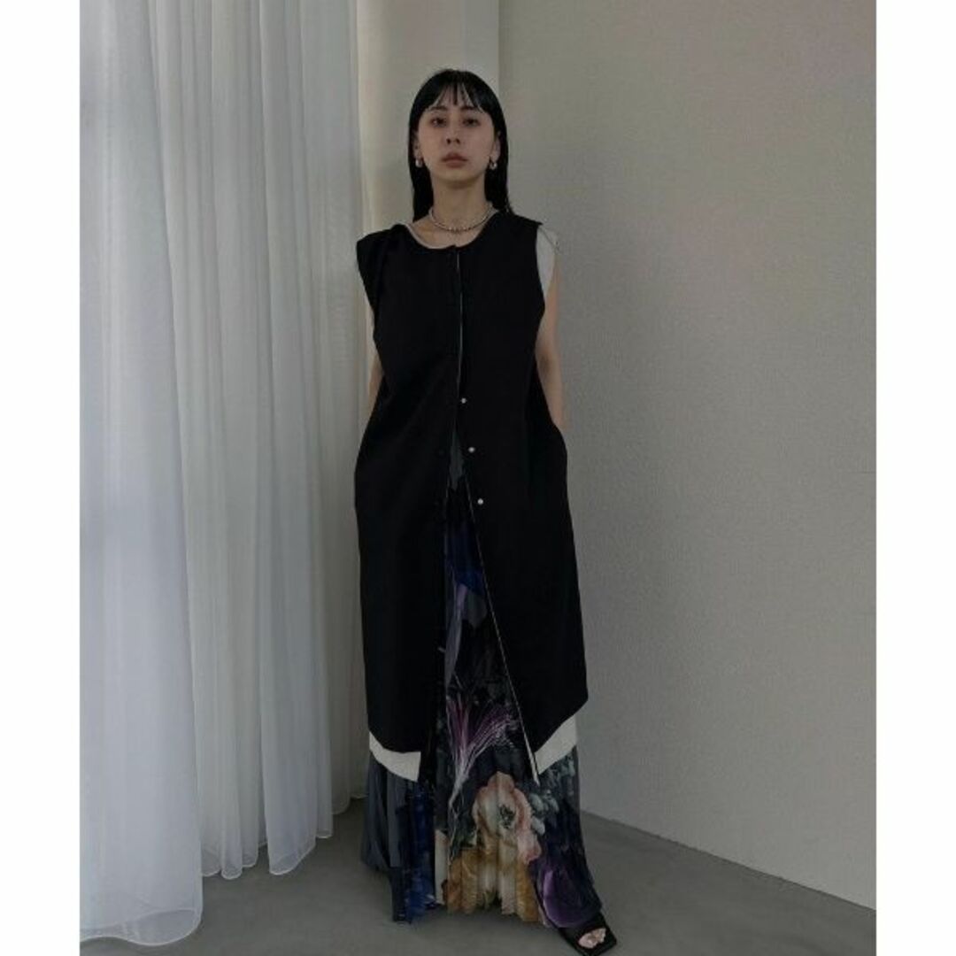 アメリ　MEDI ROENTGEN FLOWER PLEATS SKIRT