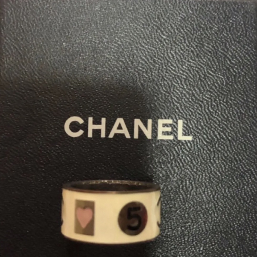 CHANEL(シャネル)のCHANEL ラスベガス 限定 トランプ カジノ WIN Lasvegas 限定 レディースのアクセサリー(リング(指輪))の商品写真