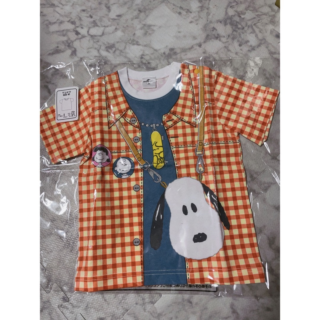 USJ(ユニバーサルスタジオジャパン)の新品　未使用　USJ ユニバ　スヌーピー　SNOOPY チェック　Tシャツ　90 キッズ/ベビー/マタニティのキッズ服女の子用(90cm~)(Tシャツ/カットソー)の商品写真