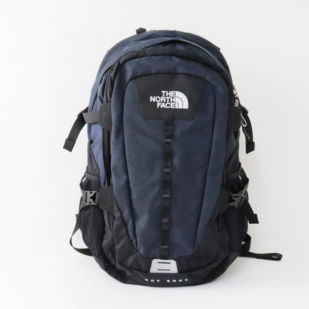 美品 THE NORTH FACE ノースフェイス NM72006 Hot Shot CL バックパック 26L/ブラック×ネイビー リュック  ナイロン【2400013463317】