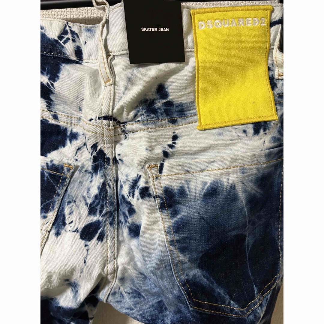 DSQUARED2(ディースクエアード)の23SS LIGHT BLUE WATER WASH SKATERJEAN 46 メンズのパンツ(デニム/ジーンズ)の商品写真