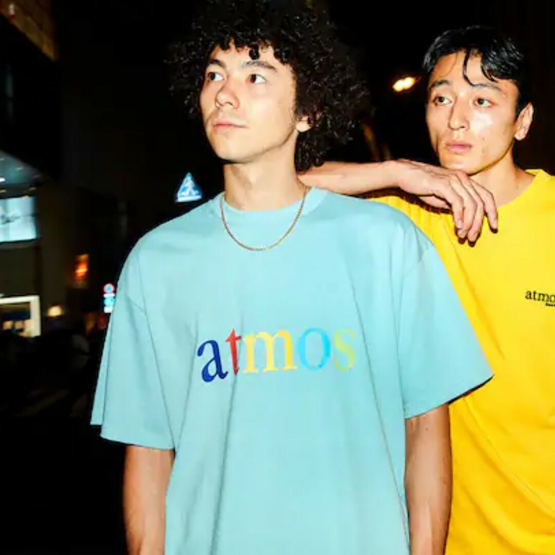 atmos(アトモス)のatmos Multi-Color Logo アトモスTシャツ Ｌサイズ メンズのトップス(Tシャツ/カットソー(半袖/袖なし))の商品写真