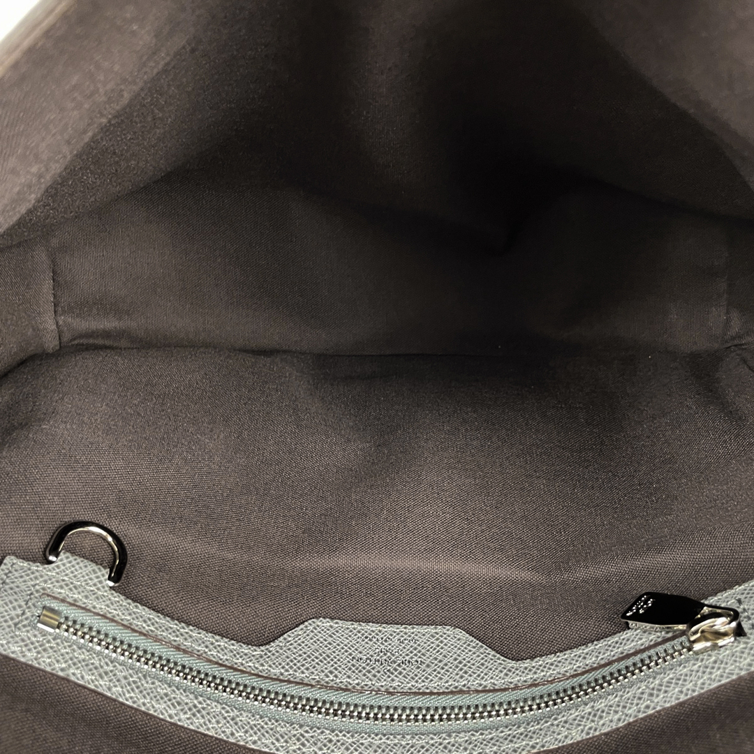 Louis Vuitton Taiga Roman PM / M32699 -Boreal / Code : BA4154Men's Shoulder  Bag
