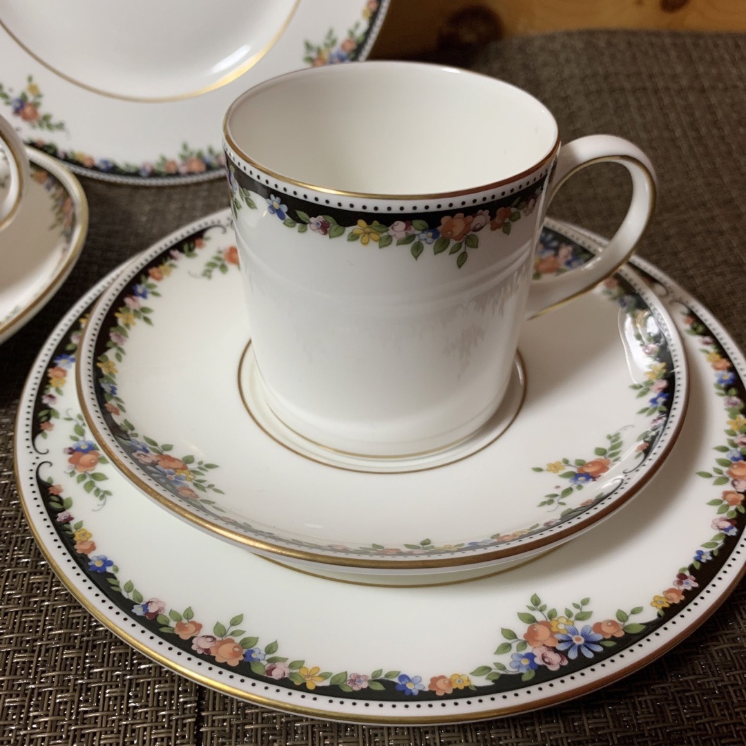 Wedgwoodカップ\u0026ソーサーケーキお皿セット