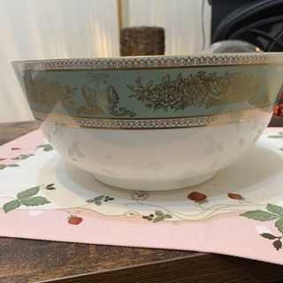 ウェッジウッド(WEDGWOOD)のウェッジウッド  コロンビア　セージグリーン  25cm サラダボウルL(食器)