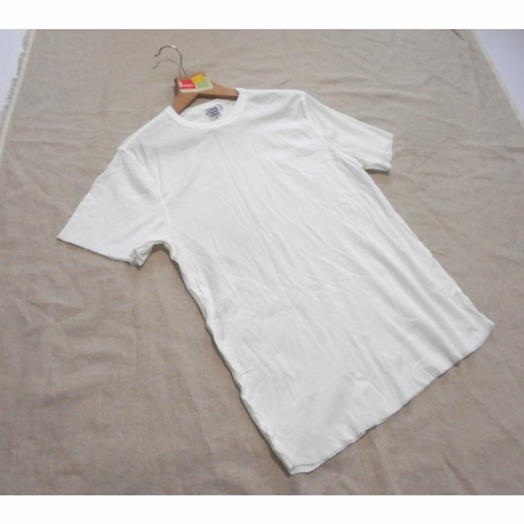 TOPMAN(トップマン)の美品 送料無料！ トップマン 白 コットン リブ ラウンドネック カットソー メンズのトップス(Tシャツ/カットソー(半袖/袖なし))の商品写真