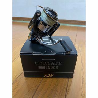 ダイワ(DAIWA)の19セルテート 2500S(リール)