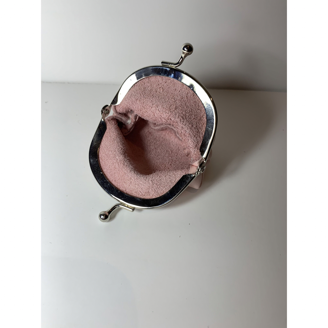 桜カラーレザーがま口小銭入れ レディースのファッション小物(コインケース)の商品写真