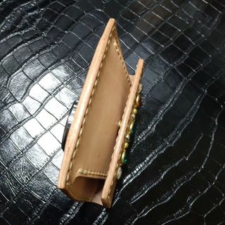 手縫い ヌメ革 スタッズコインケース コンパクト財布 ミニ財布