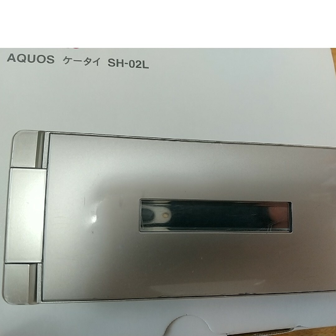 【used】docomo AQUOS SH-02L ガラケー