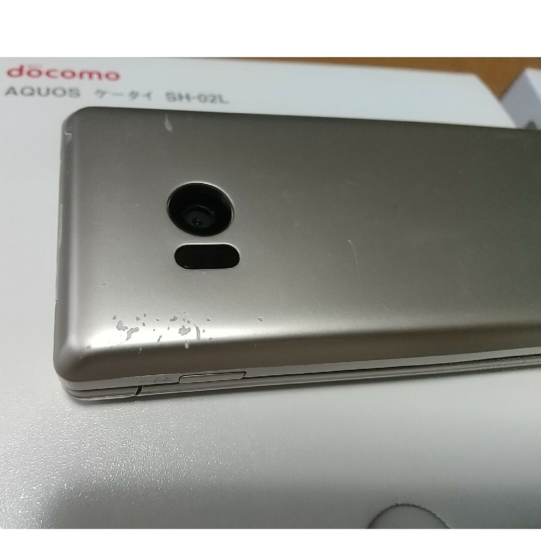 【used】docomo AQUOS SH-02L ガラケー