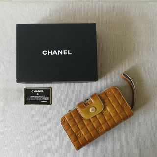 専用……CHANEL２つ折りコンパクト財布《数日間お値下げ