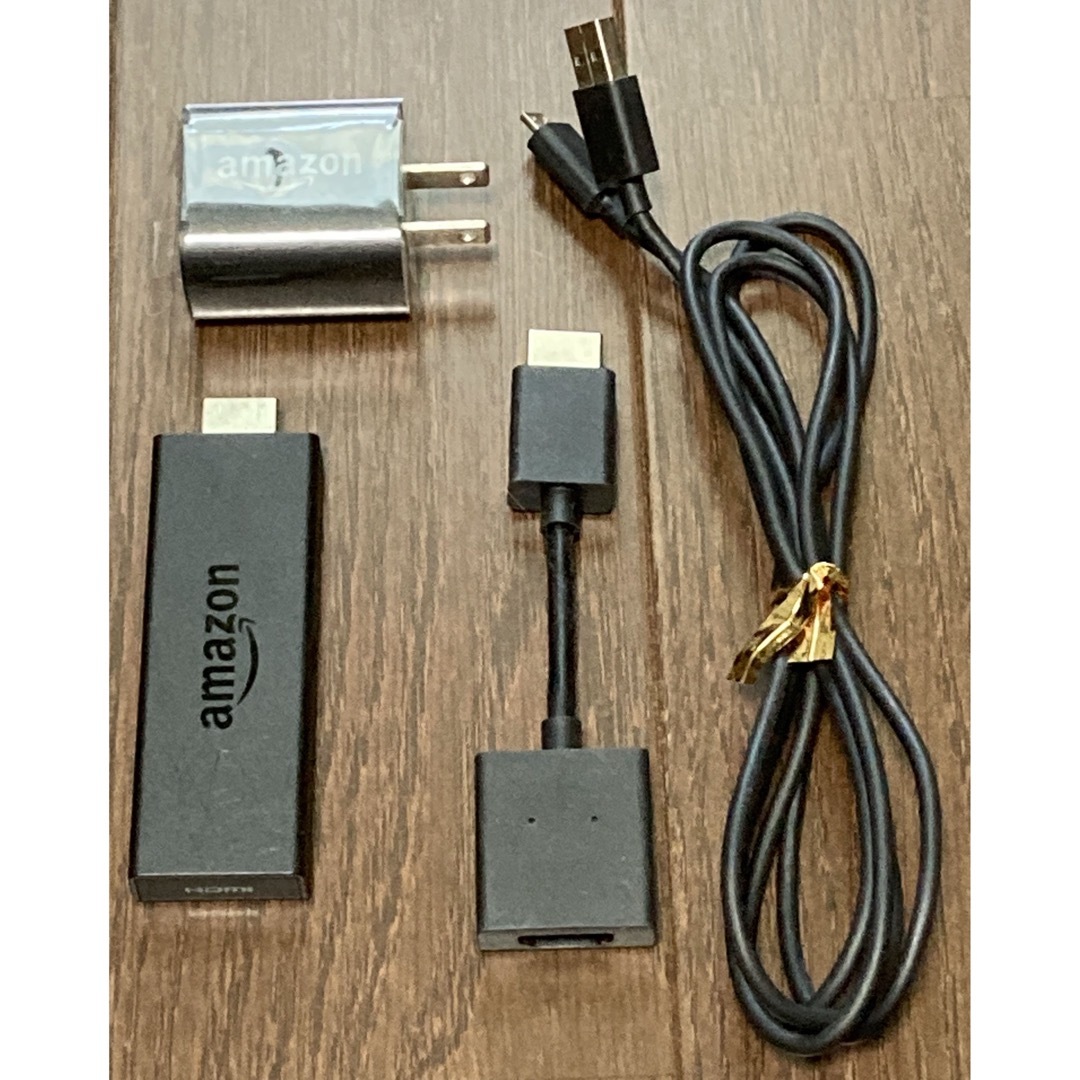 Amazon(アマゾン)のFire TV Stick(箱無し、リモコン無し) スマホ/家電/カメラのテレビ/映像機器(その他)の商品写真
