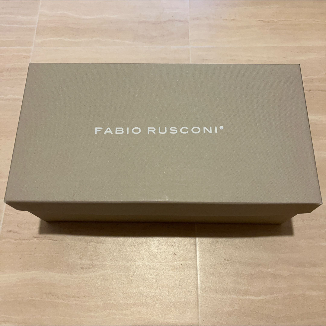 FABIO RUSCONI(ファビオルスコーニ)のFABIO RUSCONI スタッズ サンダル レディースの靴/シューズ(サンダル)の商品写真