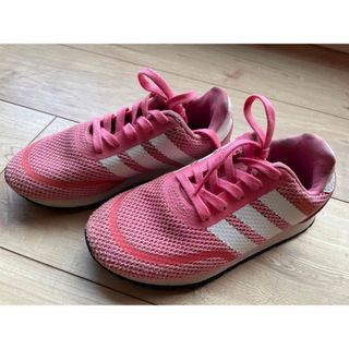 adidas キッズ　スニーカー　18cm(スニーカー)