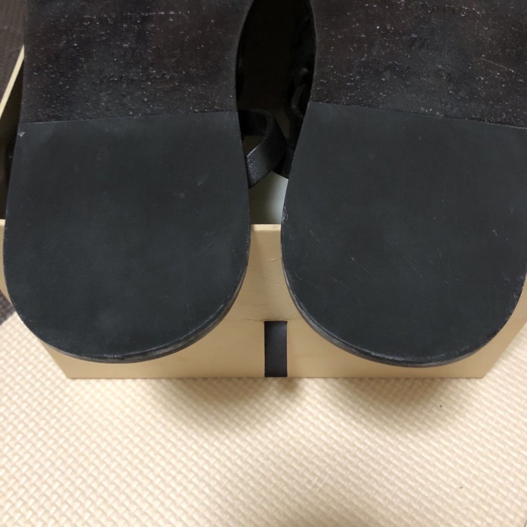 LOUIS VUITTON(ルイヴィトン)のLOUISVUITTON  レザーサンダル メンズの靴/シューズ(サンダル)の商品写真