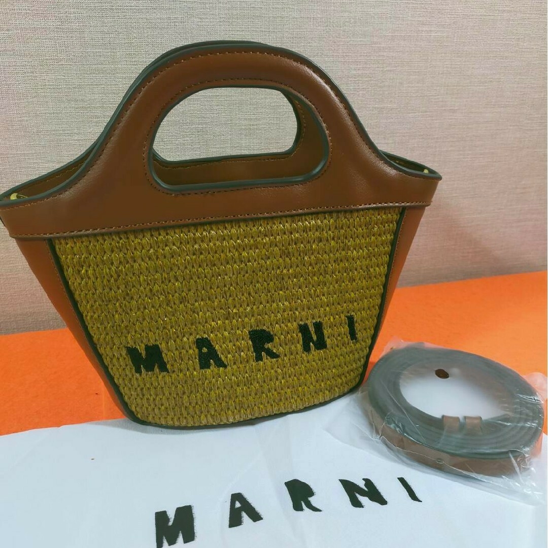 【新品3色有り】MARNI ハンドバッグ ストローバッグ レザー ショルダーバッグ