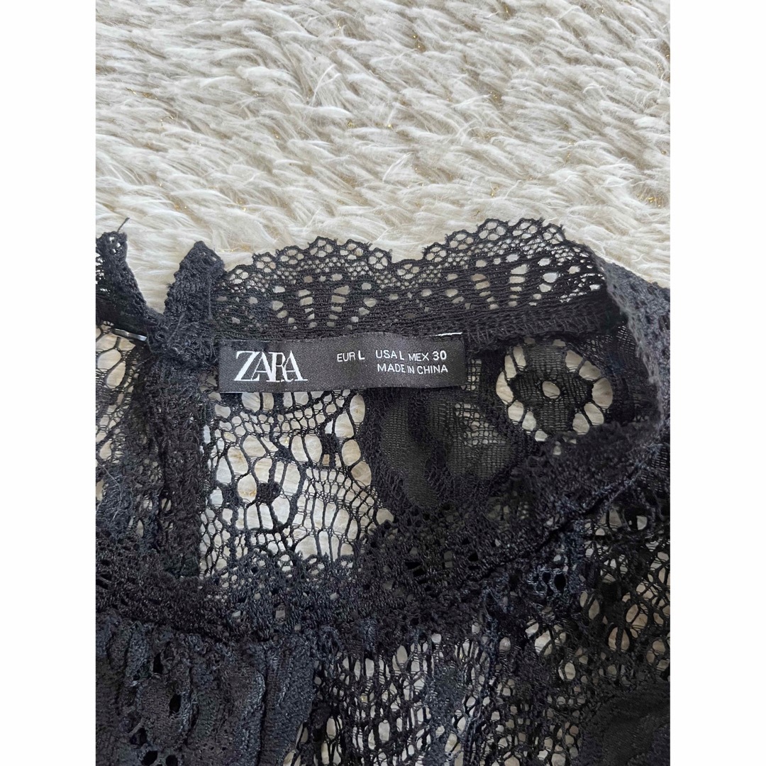 ZARA(ザラ)の美品　ZARA ザラ　トップス　ノースリーブ　レース　ブラウス　黒　人気　完売 レディースのトップス(シャツ/ブラウス(半袖/袖なし))の商品写真