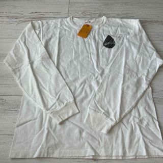 テンダーロイン(TENDERLOIN)の今期新作ATLAST POCKET TEE(Tシャツ/カットソー(七分/長袖))