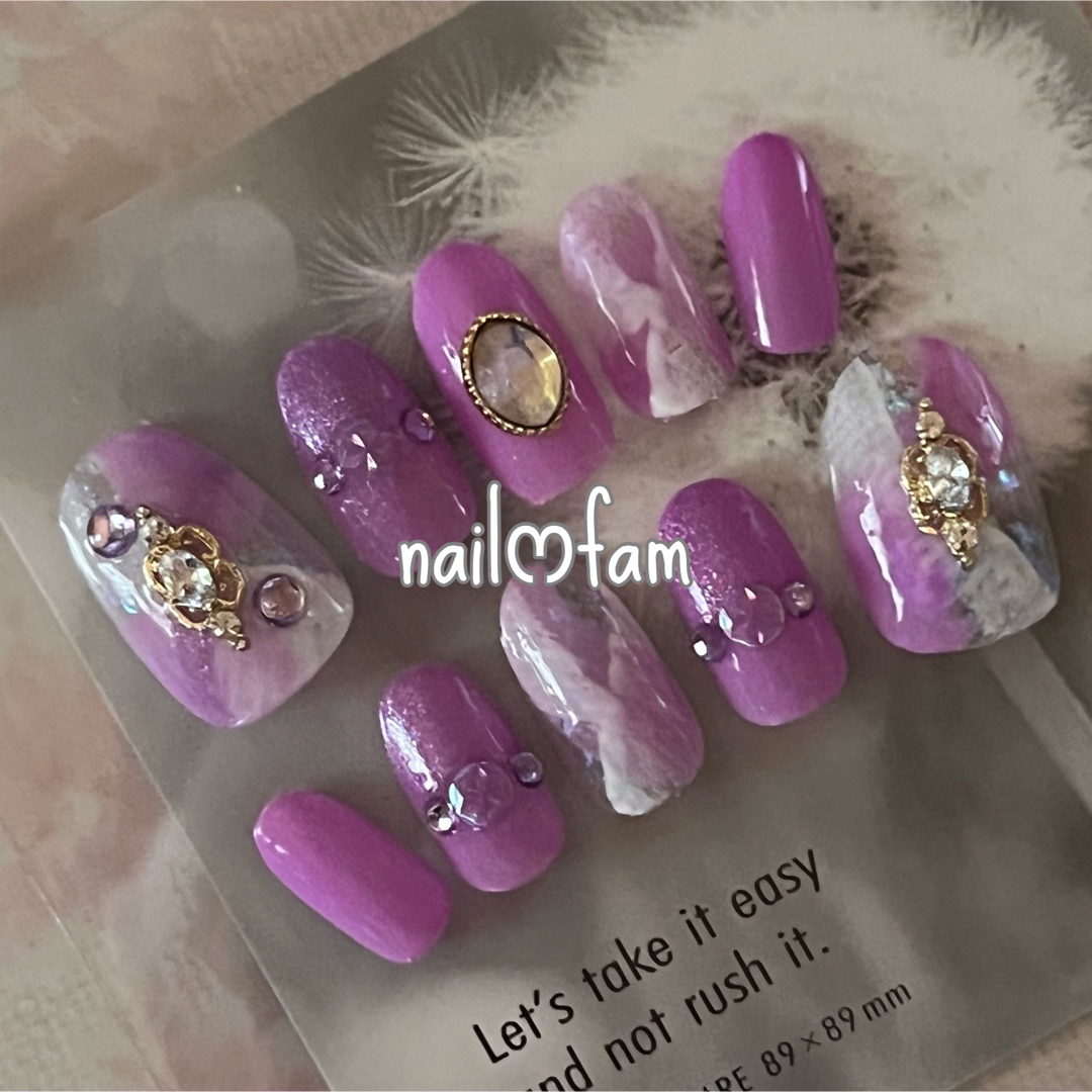 ネイルチップ ハンドメイド 大人かわいい nuance ニュアンスの通販 by