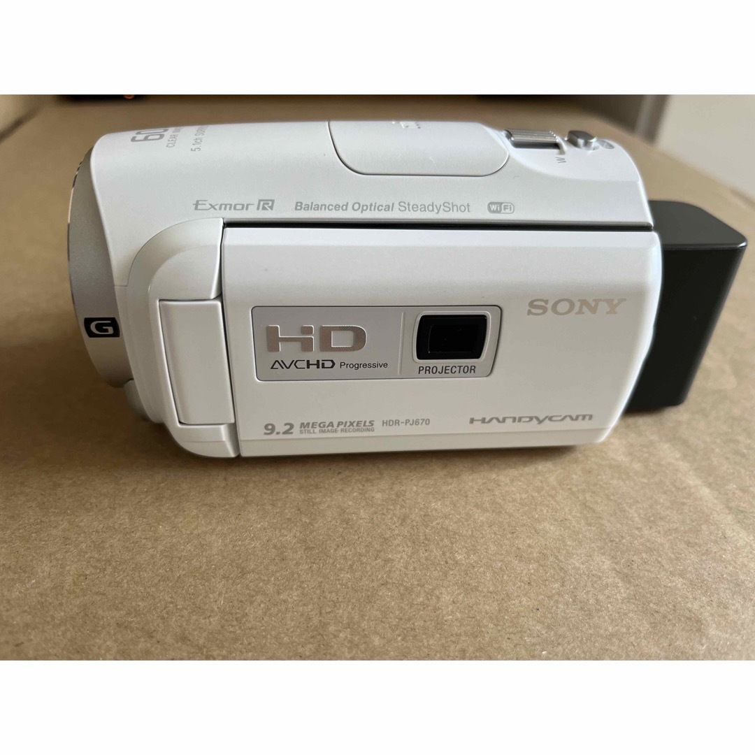 SONY HDR-PJ670