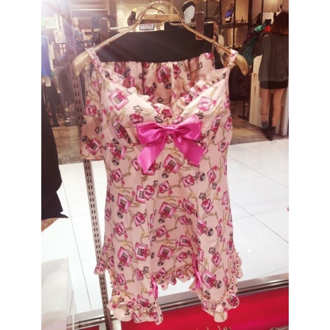 マーズLA限定♡小悪魔ageha掲載♡愛沢えみり♡桜咲姫奈着用