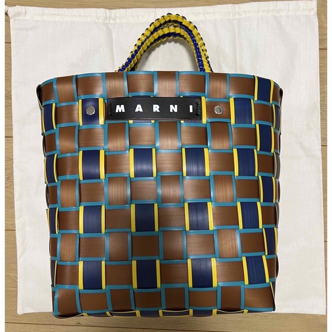 Marni - マルニフラワーカフェ テープバスケット エメラルドの通販 by