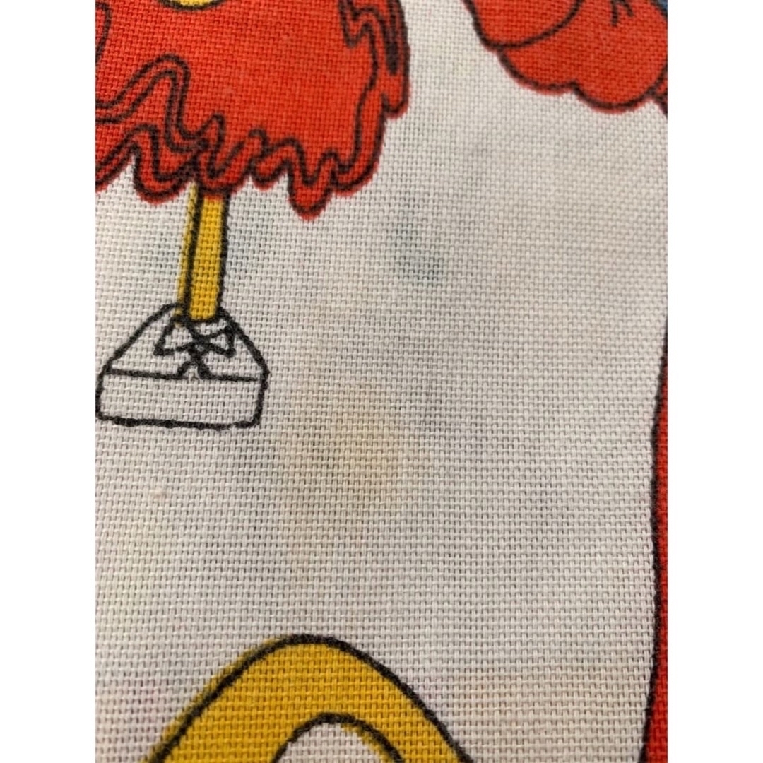 マクドナルド　ぬりえ　ビンテージ　フラット　シーツ　カバー　丸一枚　ヴィンテージ ハンドメイドの素材/材料(生地/糸)の商品写真