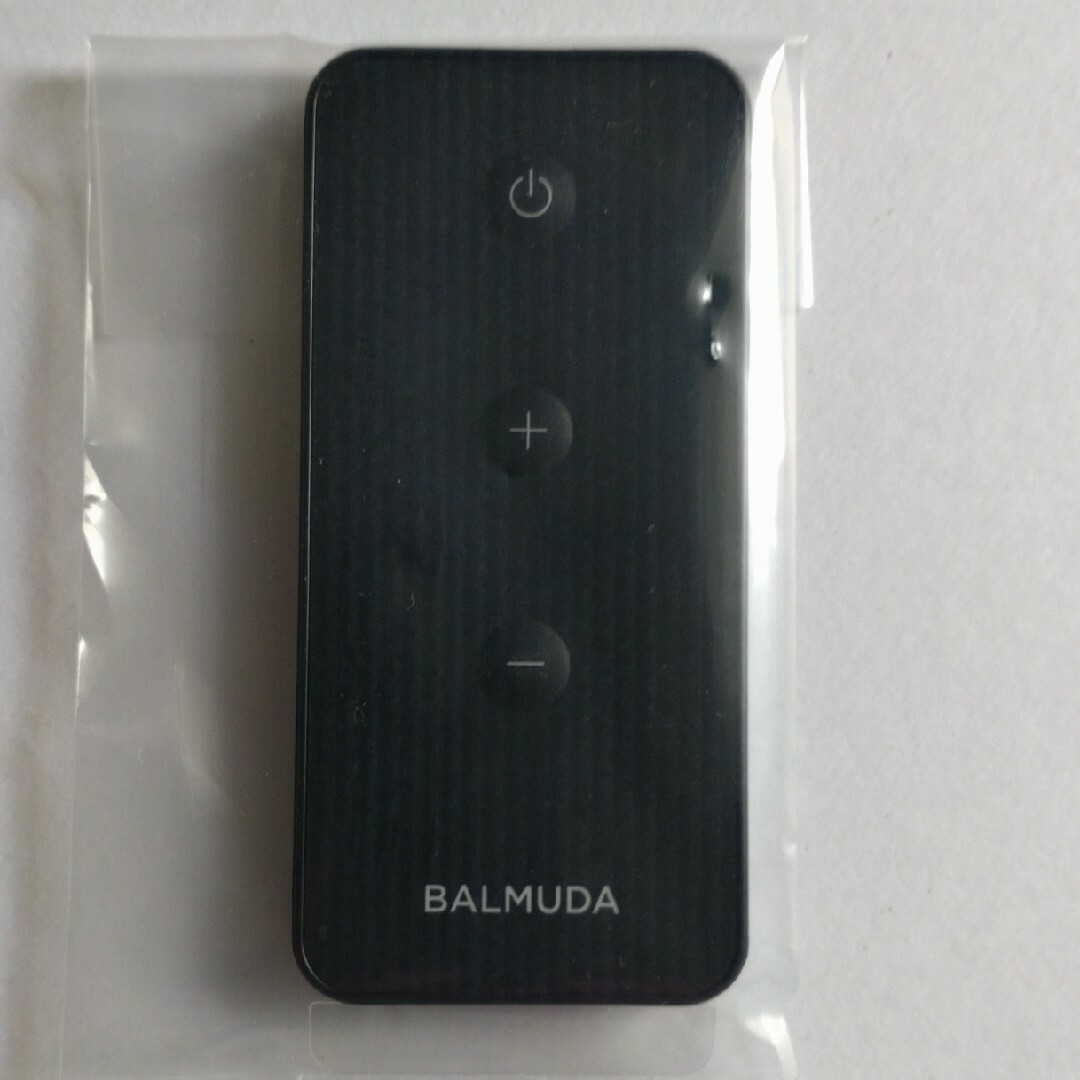 BALMUDA(バルミューダ)のBALMUDA　グリーンファンサーキュレーターEGF-3400型のリモコン　新品 スマホ/家電/カメラの冷暖房/空調(サーキュレーター)の商品写真