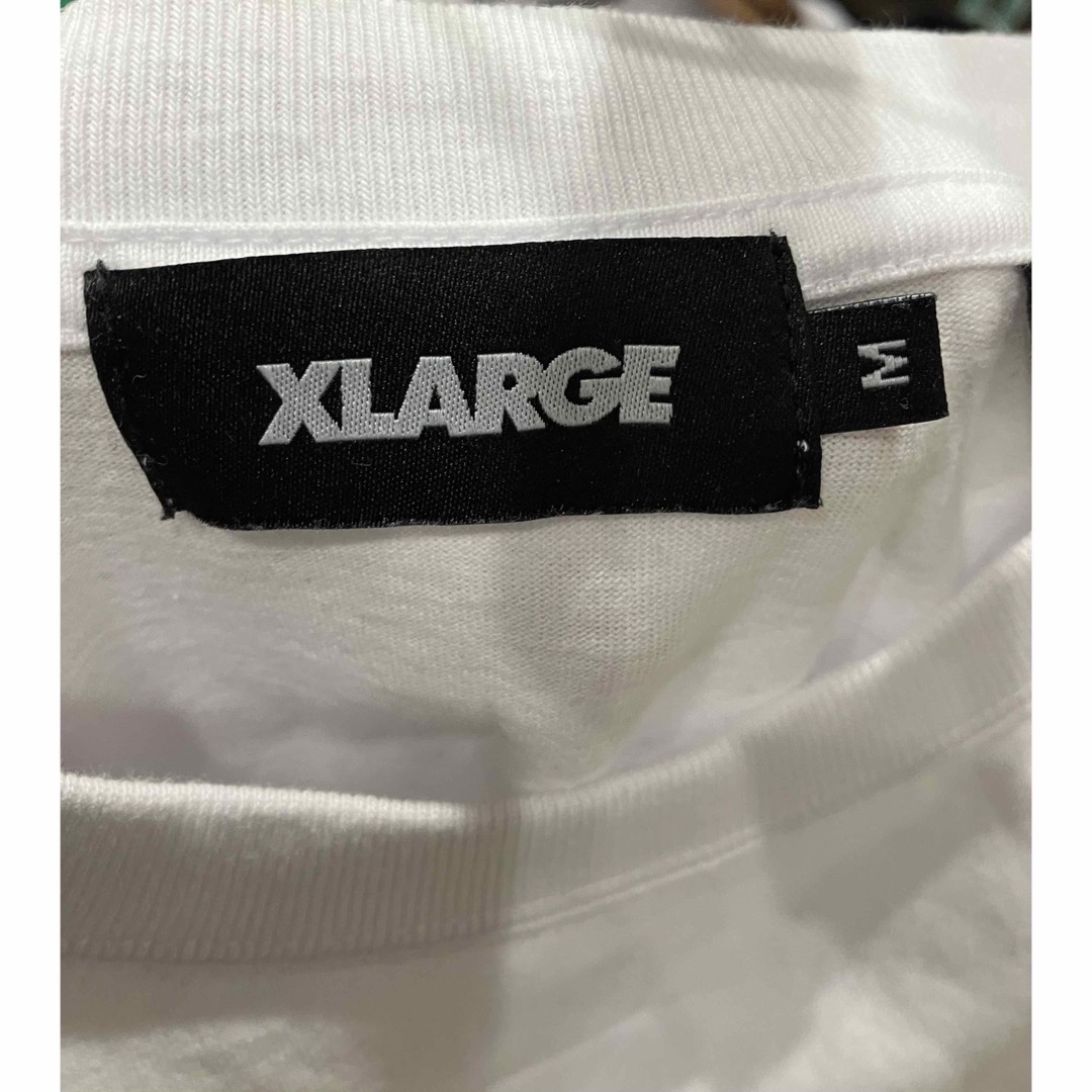 XLARGE(エクストララージ)のXLARGE  エクストララージ　メンズ　長袖Tシャツ　ロンT   白　Mサイズ メンズのトップス(Tシャツ/カットソー(七分/長袖))の商品写真