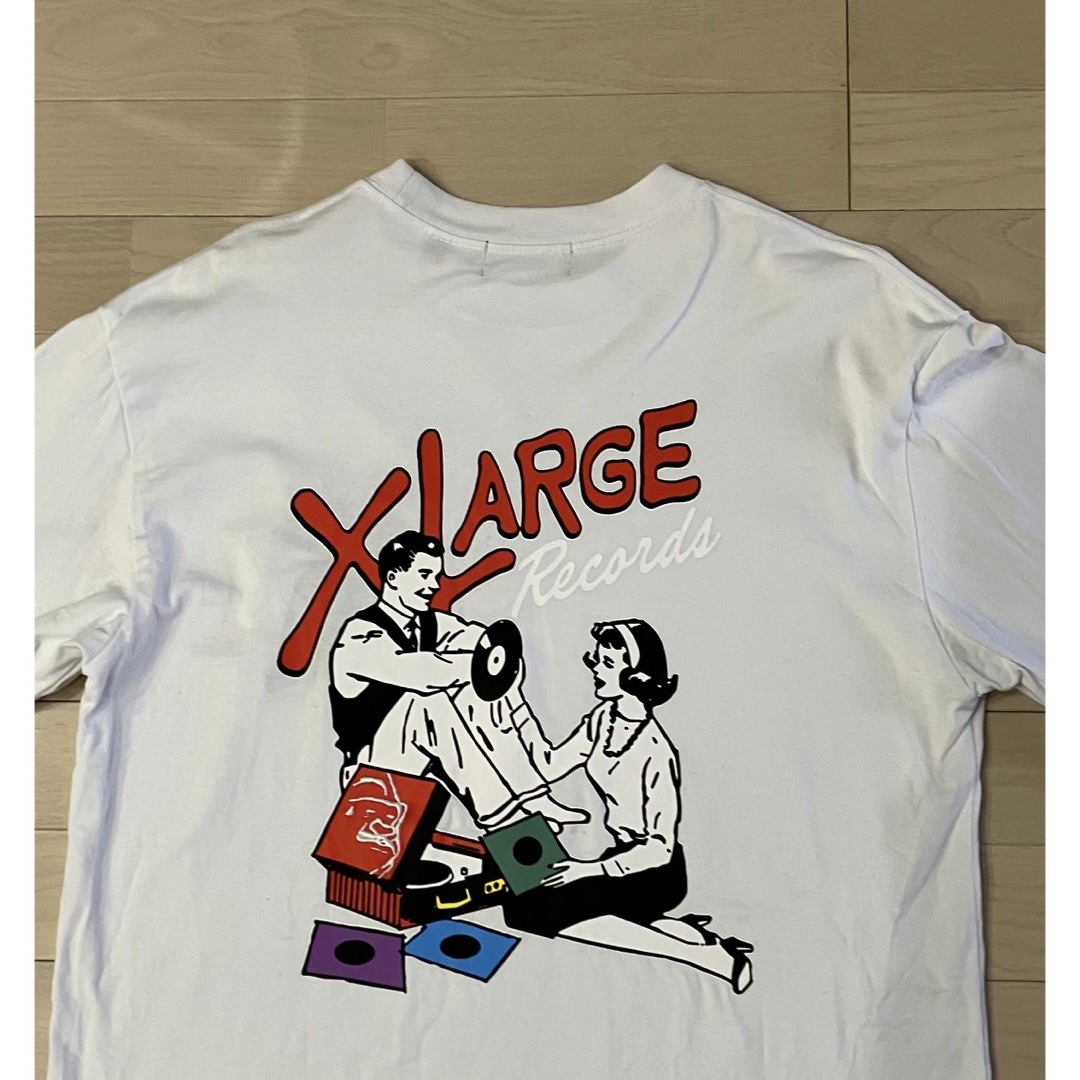 XLARGE(エクストララージ)のXLARGE  エクストララージ　メンズ　長袖Tシャツ　ロンT   白　Mサイズ メンズのトップス(Tシャツ/カットソー(七分/長袖))の商品写真
