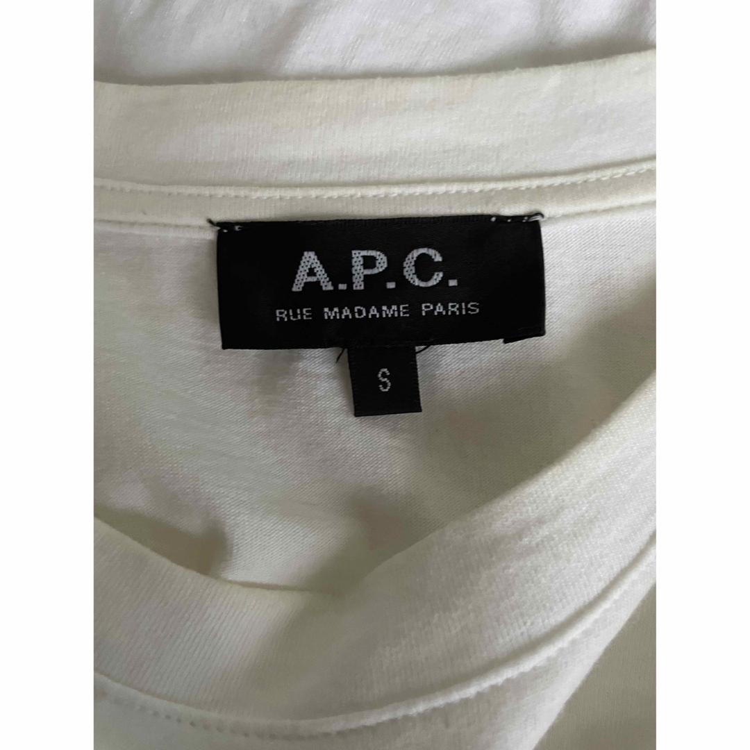 A.P.C(アーペーセー)のA.P.C ロゴTシャツ レディースのトップス(Tシャツ(半袖/袖なし))の商品写真