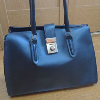 フルラ(Furla)のFURLA ショルダーバッグ(ショルダーバッグ)