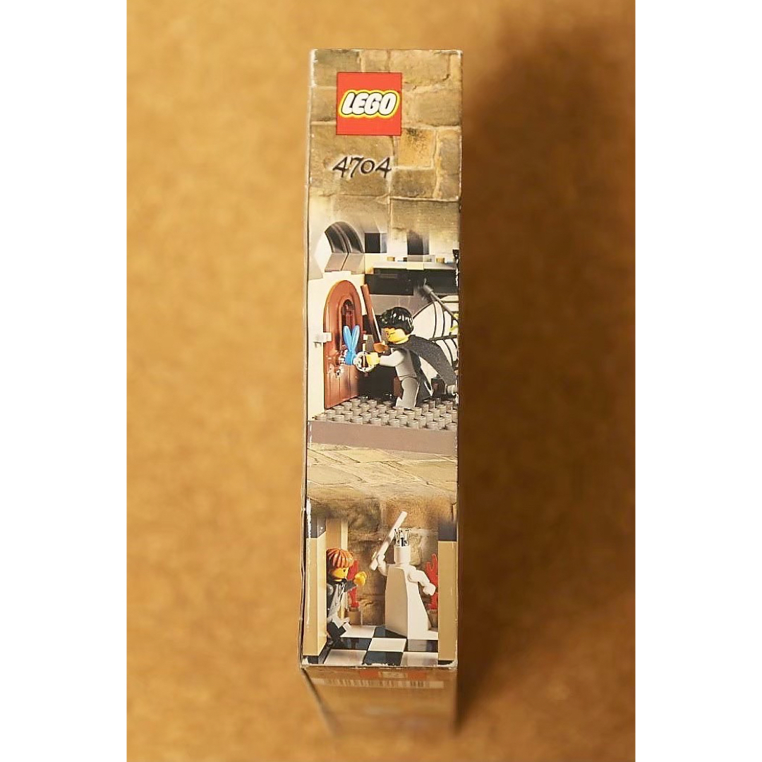 Lego(レゴ)の未開封品 激レア レゴ ハリーポッター 羽のついた鍵の部屋 7-12 4704 キッズ/ベビー/マタニティのおもちゃ(積み木/ブロック)の商品写真