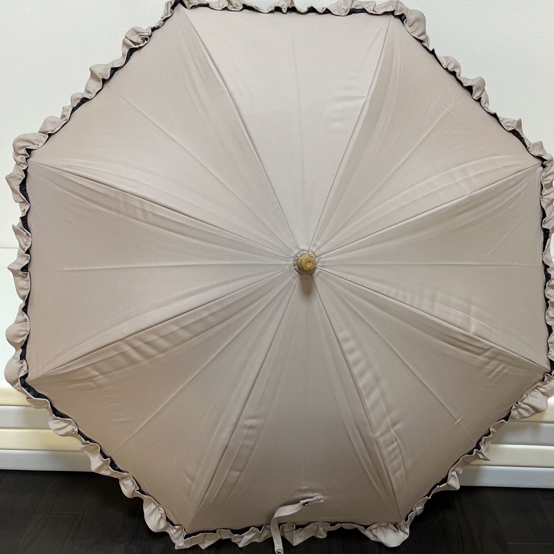 CELINE セリーヌ フリル 日傘 晴雨併用 マカダム柄 - 傘 CELINE セリーヌ フリル 日傘 晴雨併用 マカダム柄 - 傘