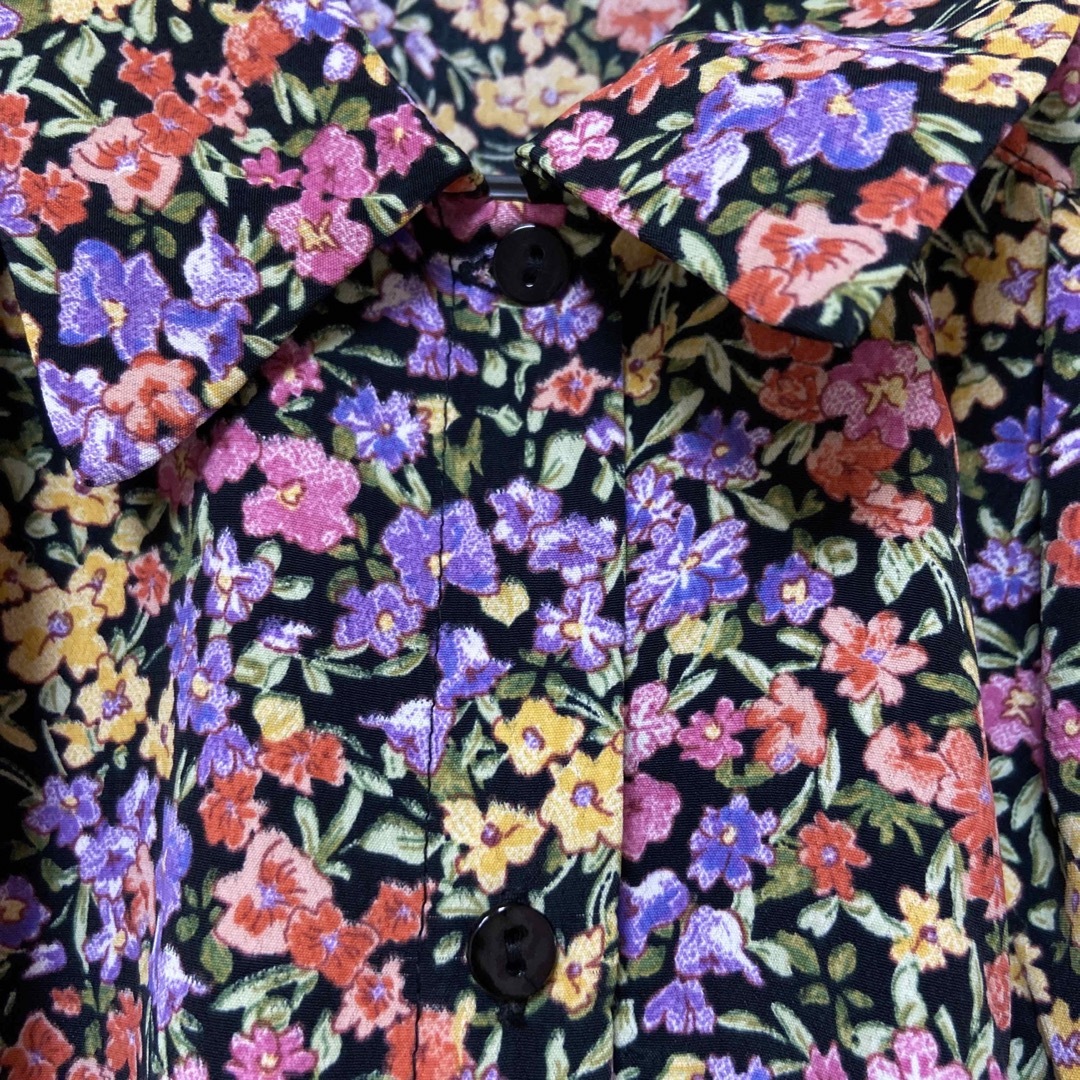 ZARA(ザラ)のZARA 花柄シャツ レディースのトップス(シャツ/ブラウス(長袖/七分))の商品写真